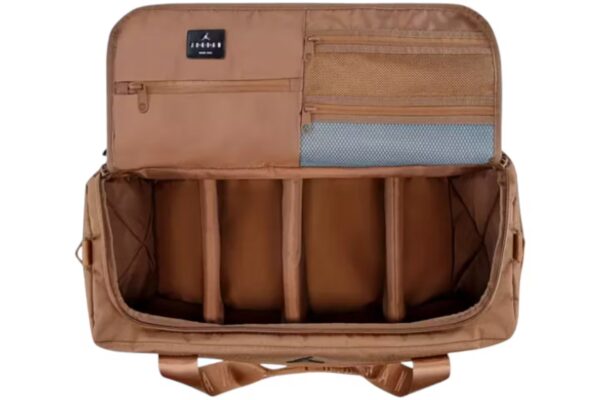 Jordan Collectors 44L Duffle Bag - Image 6