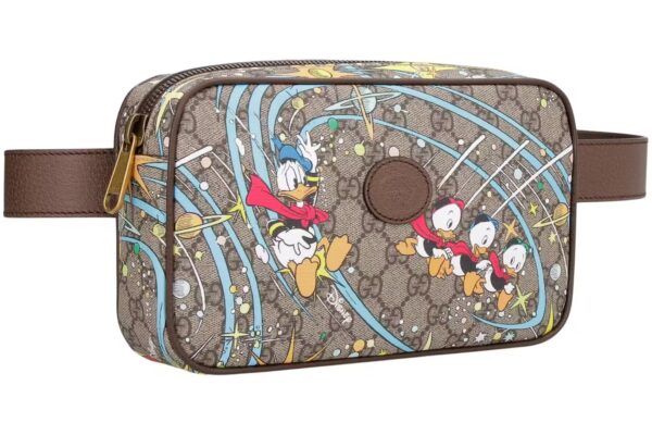 Gucci x Disney Donald Duck GG Supreme Belt Bag - Image 3